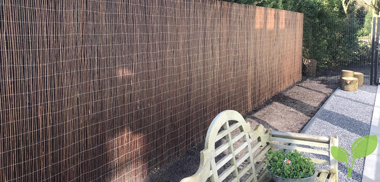 Wilgenmat natuurlijke tuinafscheiding